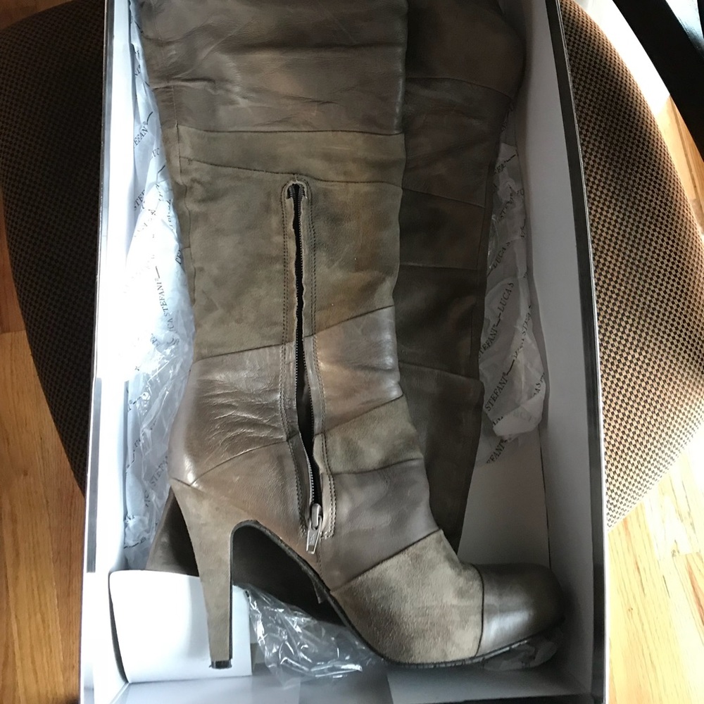 Luca Stefani boots
